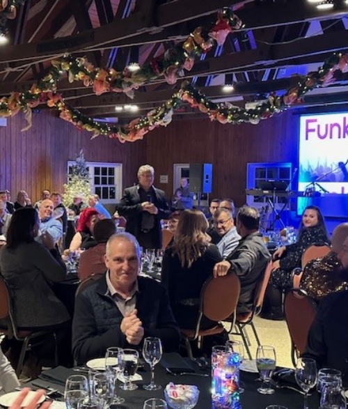 Robitaille_Carriere_Carrousel2 Équipe Équipement Robitaille soirée festive