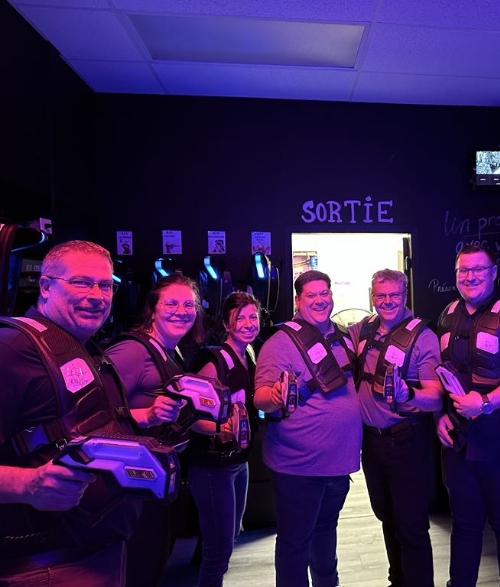 Robitaille_Carriere_Carrousel4 Équipe Équipement Robitaille sortie laser tag